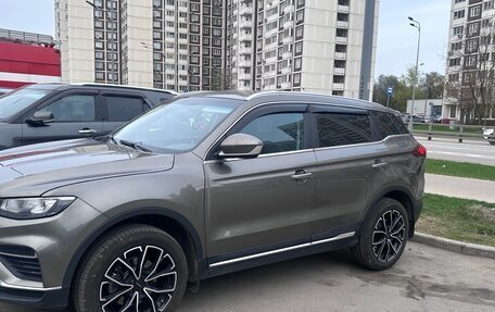 Geely Atlas, 2022 год, 1 350 000 рублей, 2 фотография