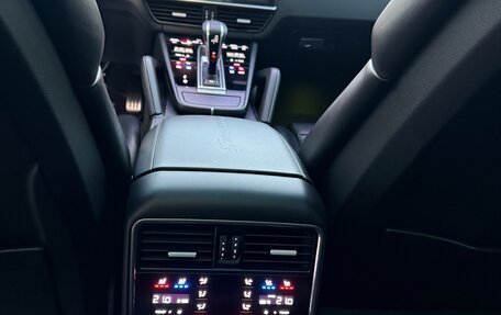 Porsche Cayenne III, 2018 год, 7 200 000 рублей, 8 фотография