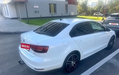 Volkswagen Jetta VI, 2018 год, 1 550 000 рублей, 3 фотография