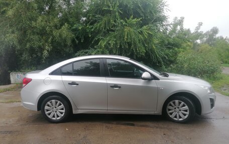 Chevrolet Cruze II, 2013 год, 650 000 рублей, 3 фотография