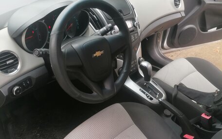 Chevrolet Cruze II, 2013 год, 650 000 рублей, 10 фотография
