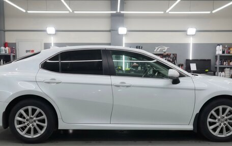 Toyota Camry, 2021 год, 3 100 000 рублей, 6 фотография