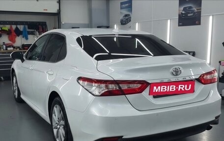 Toyota Camry, 2021 год, 3 100 000 рублей, 4 фотография