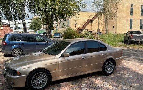 BMW 5 серия, 1998 год, 750 000 рублей, 3 фотография