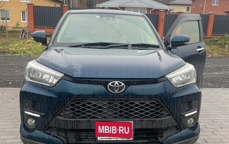Toyota Raize I, 2020 год, 1 790 000 рублей, 3 фотография