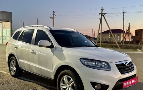 Hyundai Santa Fe III рестайлинг, 2010 год, 1 200 000 рублей, 2 фотография