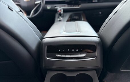 Cadillac Escalade V, 2021 год, 12 000 000 рублей, 9 фотография