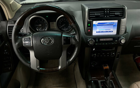 Toyota Land Cruiser Prado 150 рестайлинг 2, 2009 год, 2 590 000 рублей, 12 фотография