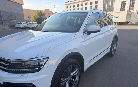 Volkswagen Tiguan II, 2019 год, 3 200 000 рублей, 1 фотография