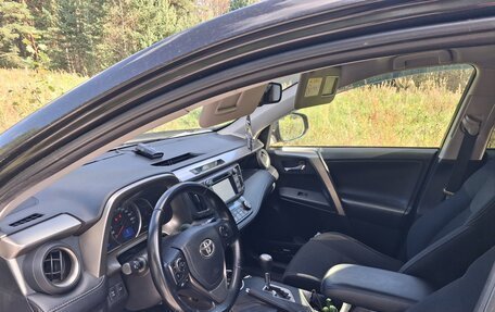 Toyota RAV4, 2014 год, 1 900 000 рублей, 8 фотография
