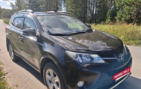 Toyota RAV4, 2014 год, 1 900 000 рублей, 7 фотография