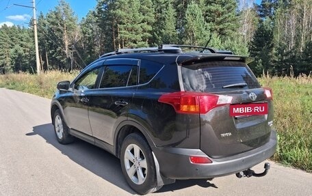 Toyota RAV4, 2014 год, 1 900 000 рублей, 3 фотография
