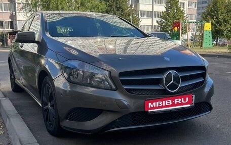 Mercedes-Benz A-Класс, 2014 год, 1 400 000 рублей, 17 фотография