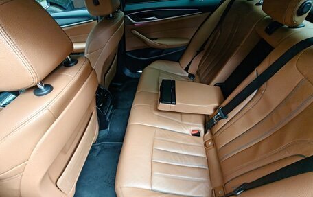 BMW 5 серия, 2021 год, 4 000 000 рублей, 15 фотография