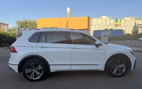 Volkswagen Tiguan II, 2019 год, 3 200 000 рублей, 4 фотография