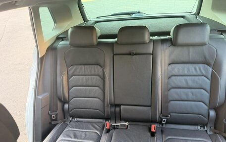 Volkswagen Tiguan II, 2019 год, 3 200 000 рублей, 9 фотография