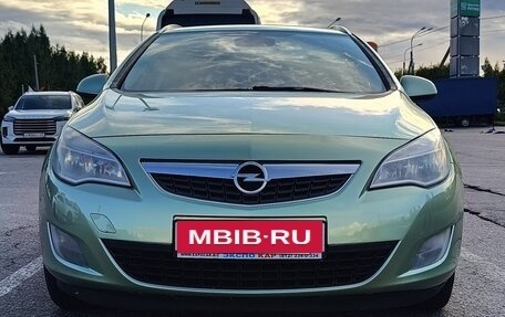 Opel Astra J, 2012 год, 840 000 рублей, 3 фотография