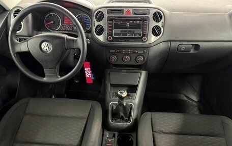 Volkswagen Tiguan I, 2008 год, 730 000 рублей, 17 фотография