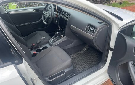 Volkswagen Jetta VI, 2016 год, 1 250 000 рублей, 12 фотография