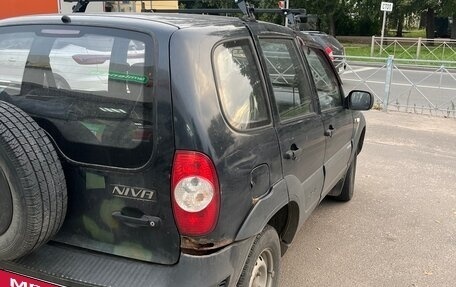 Chevrolet Niva I рестайлинг, 2011 год, 310 000 рублей, 4 фотография