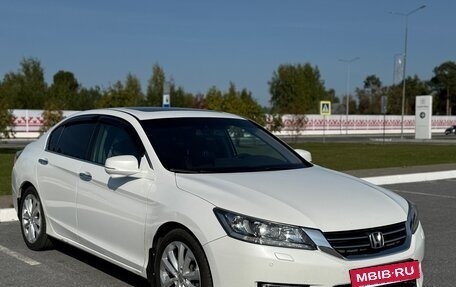 Honda Accord IX рестайлинг, 2013 год, 1 570 000 рублей, 2 фотография