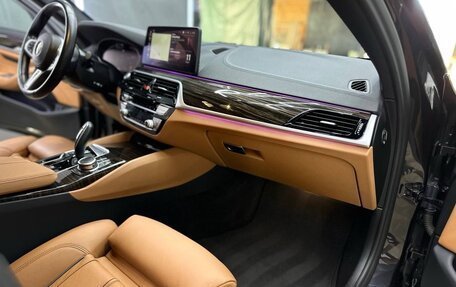 BMW 5 серия, 2022 год, 4 350 000 рублей, 12 фотография