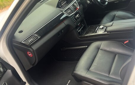 Mercedes-Benz E-Класс, 2012 год, 1 670 000 рублей, 8 фотография