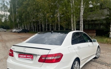 Mercedes-Benz E-Класс, 2012 год, 1 670 000 рублей, 3 фотография