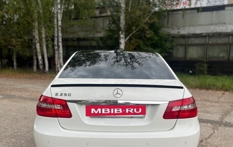 Mercedes-Benz E-Класс, 2012 год, 1 670 000 рублей, 5 фотография