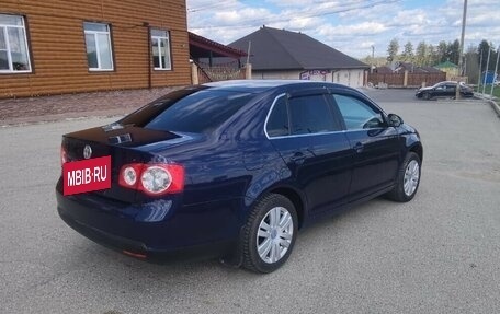 Volkswagen Jetta VI, 2010 год, 619 000 рублей, 5 фотография