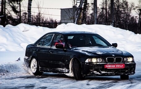 BMW 5 серия, 2002 год, 1 100 000 рублей, 2 фотография