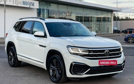 Volkswagen Teramont I, 2021 год, 4 677 000 рублей, 3 фотография