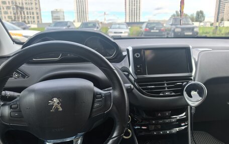 Peugeot 208 II, 2013 год, 643 000 рублей, 7 фотография