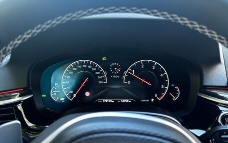BMW 5 серия, 2019 год, 3 000 000 рублей, 8 фотография