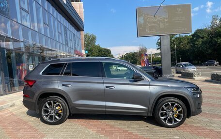 Skoda Kodiaq I, 2022 год, 3 000 000 рублей, 6 фотография