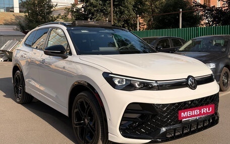 Volkswagen Tiguan, 2025 год, 4 490 000 рублей, 16 фотография