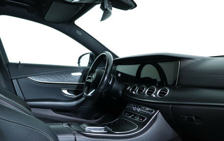 Mercedes-Benz E-Класс, 2021 год, 3 425 000 рублей, 13 фотография