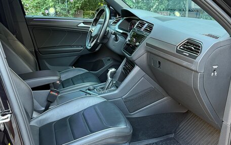 Volkswagen Tiguan II, 2021 год, 4 000 000 рублей, 15 фотография