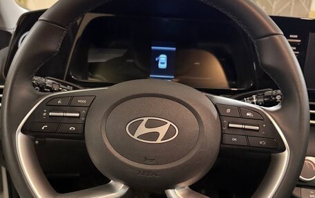 Hyundai Elantra, 2024 год, 2 450 000 рублей, 9 фотография