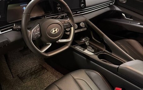 Hyundai Elantra, 2024 год, 2 450 000 рублей, 8 фотография