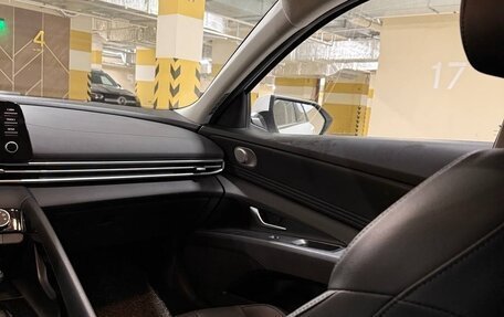 Hyundai Elantra, 2024 год, 2 450 000 рублей, 13 фотография