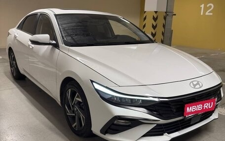 Hyundai Elantra, 2024 год, 2 450 000 рублей, 3 фотография