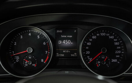 Volkswagen Passat B8 рестайлинг, 2015 год, 1 259 000 рублей, 12 фотография