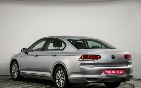 Volkswagen Passat B8 рестайлинг, 2015 год, 1 259 000 рублей, 7 фотография