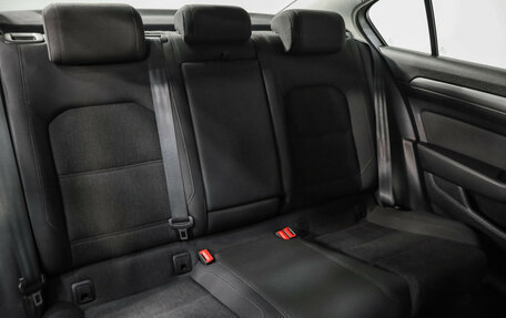 Volkswagen Passat B8 рестайлинг, 2015 год, 1 259 000 рублей, 23 фотография