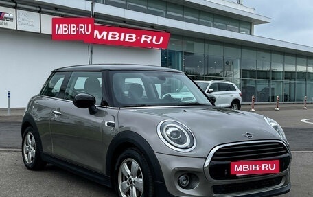 MINI Hatch, 2020 год, 1 889 000 рублей, 3 фотография