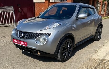 Nissan Juke II, 2011 год, 899 000 рублей, 10 фотография