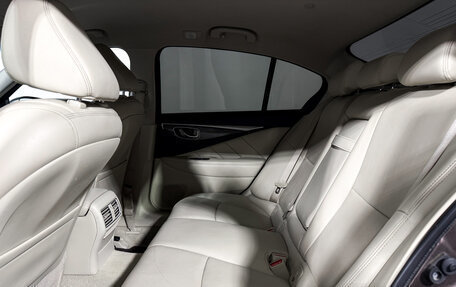 Infiniti Q50 I рестайлинг, 2015 год, 1 399 000 рублей, 12 фотография