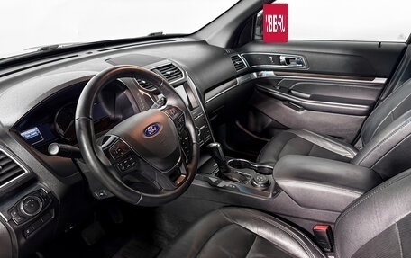 Ford Explorer VI, 2017 год, 2 275 000 рублей, 9 фотография