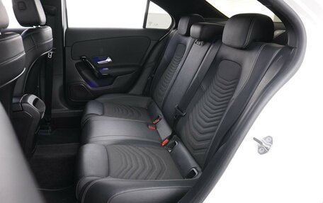 Mercedes-Benz A-Класс, 2019 год, 2 322 444 рублей, 9 фотография